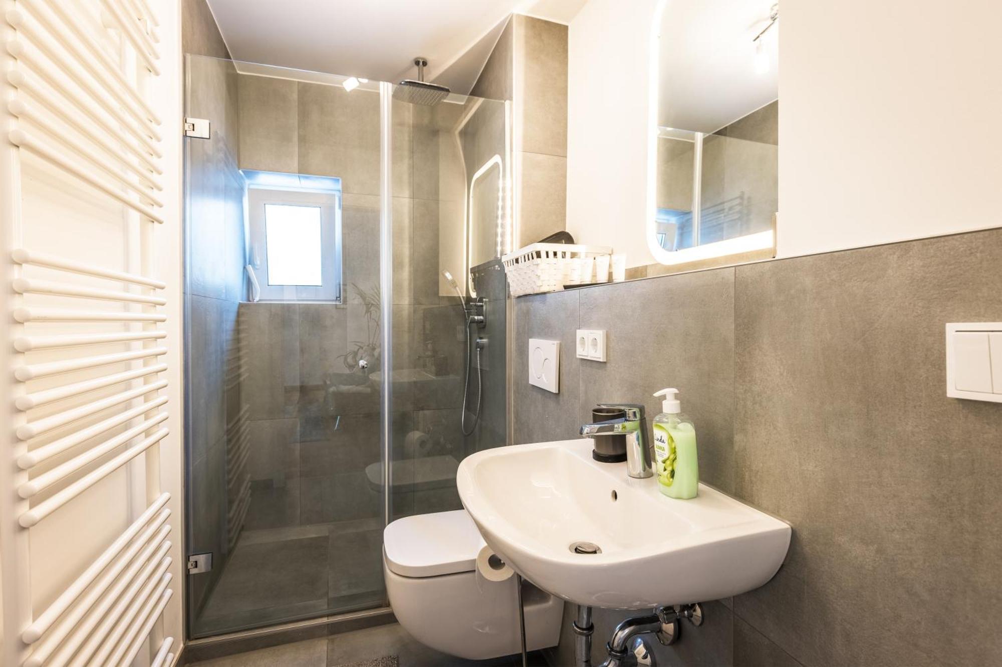 Arbio I Cozy Apartments Augsburg-Lechhausen חדר תמונה
